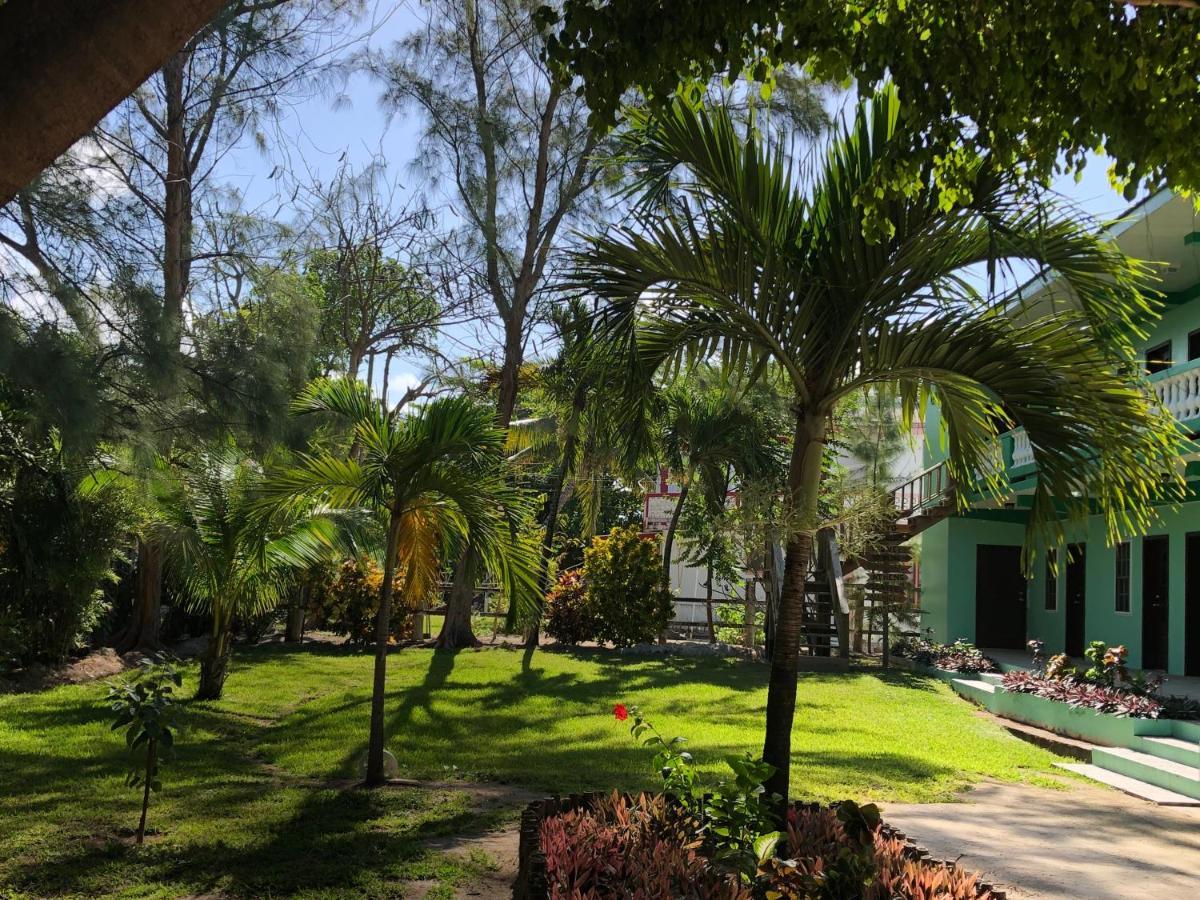 Belize Budget Suites San Pedro  Exterior photo